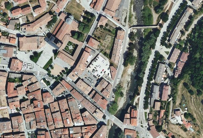 Vista aérea Mercat cobert de Ripoll, Ripoll